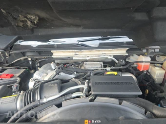 2020 GMC Sierra 3500 Denali HD Crew Cab Medium Bed 5SA - miniatura 15