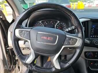 2020 GMC Terrain SLT 4SA – miniatura 10
