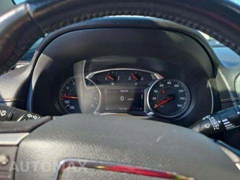 2020 GMC Terrain SLT 4SA – miniatura 9