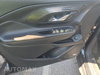 2020 GMC Terrain SLT 4SA – miniatura 9