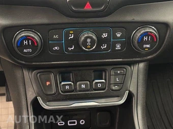 2020 GMC Terrain SLT 4SA - miniatura 30