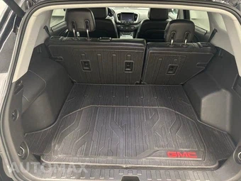 2020 GMC Terrain SLT 4SA - miniatura 9