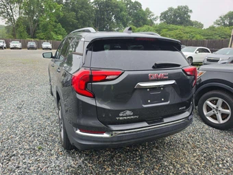 2020 GMC Terrain SLT 4SA – miniatura 2