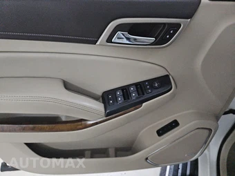 2020 GMC Yukon Denali 5SA - miniatura 9