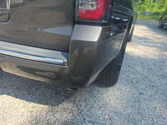 2020 GMC Yukon Denali 5SA - miniatura 25