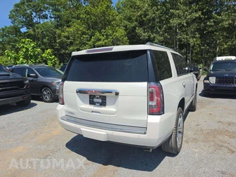 2020 GMC Yukon Denali 5SA - miniatura 3