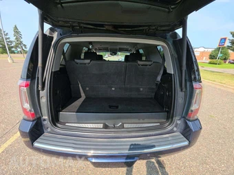 2020 GMC Yukon Denali 5SA - miniatura 12