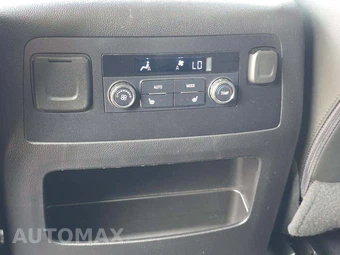 2020 GMC Yukon Denali 5SA - miniatura 29
