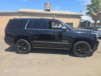 2020 GMC Yukon Denali 5SA - miniatura 4