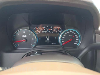 2020 GMC Yukon Denali 5SA - miniatura 9