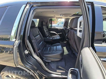 2020 GMC Yukon Denali 5SA - miniatura 14
