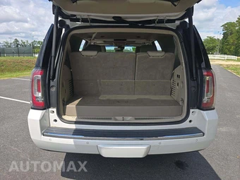 2020 GMC Yukon Denali 5SA - miniatura 12