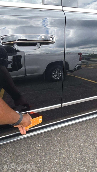 2020 GMC Yukon Denali XL 5SA - miniatura 23