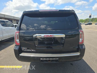 2020 GMC Yukon Denali XL 5SA - miniatura 5