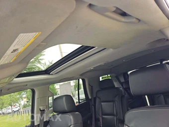 2020 GMC Yukon SLT 4SA – miniatura 11