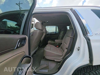 2020 GMC Yukon SLT 4SA – miniatura 10