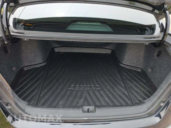 2020 Honda Accord Hybrid Touring - miniatura 14