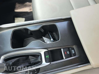 2020 Honda Accord Sedan LX 1.5T - miniatura 8