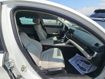 2020 Honda Accord Sedan LX 1.5T - miniatura 8