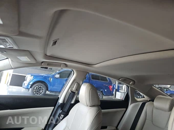 2020 Honda Insight Touring - miniatura 18