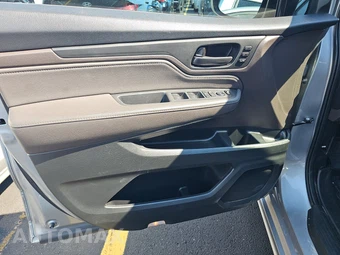 2020 Honda Odyssey Touring 118.1" WB - miniatura 9