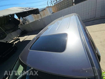 2020 Honda Odyssey Touring 118.1" WB - miniatura 9