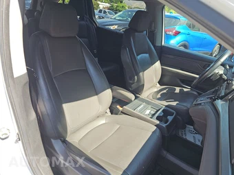 2020 Honda Odyssey Touring 118.1" WB - miniatura 8