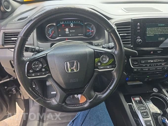 2020 Honda Pilot Black Edition - miniatura 10