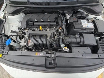 2020 Hyundai Accent SE - miniatura 15