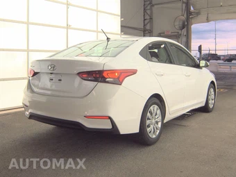 2020 Hyundai Accent SE - miniatura 4