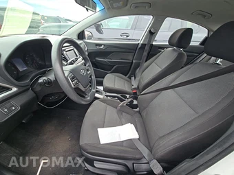 2020 Hyundai Accent SE - miniatura 7