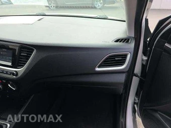 2020 Hyundai Accent SE – miniatura 19