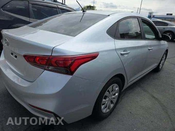 2020 Hyundai Accent SE – miniatura 3