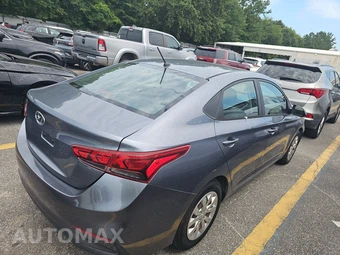 2020 Hyundai Accent SE - miniatura 4