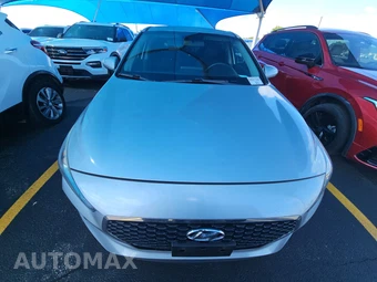 2020 Hyundai Elantra GT Hatchback - miniatura 2