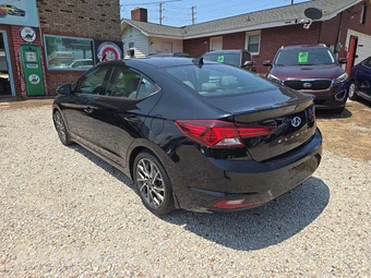 2020 Hyundai Elantra Limited Sedan - miniatura 2