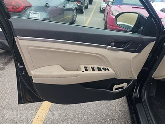 2020 Hyundai Elantra Limited Sedan - miniatura 9