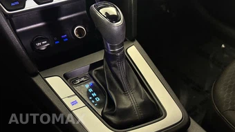 2020 Hyundai Elantra SE Sedan - miniatura 22