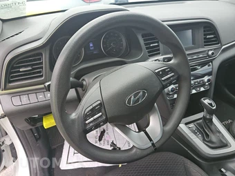 2020 Hyundai Elantra SE Sedan - miniatura 10