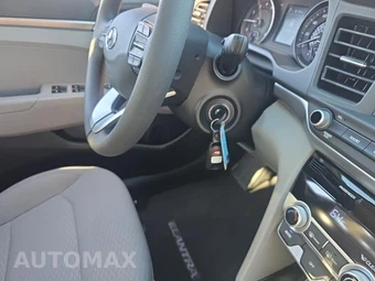 2020 Hyundai Elantra SE Sedan - miniatura 22