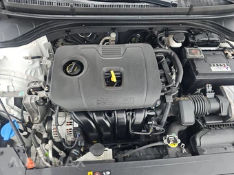 2020 Hyundai Elantra SE Sedan – miniatura 15