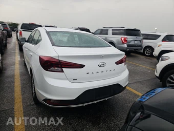 2020 Hyundai Elantra SE Sedan – miniatura 5