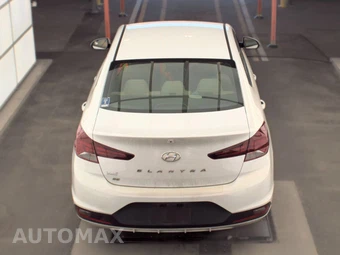 2020 Hyundai Elantra SE Sedan – miniatura 5