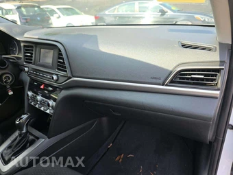 2020 Hyundai Elantra SE Sedan - miniatura 19