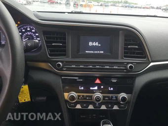 2020 Hyundai Elantra SE Sedan – miniatura 11
