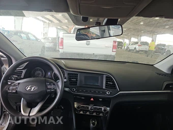 2020 Hyundai Elantra SE Sedan - miniatura 11