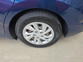 2020 Hyundai Elantra SE Sedan - miniatura 11