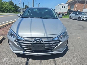 2020 Hyundai Elantra SE Sedan – miniatura 2