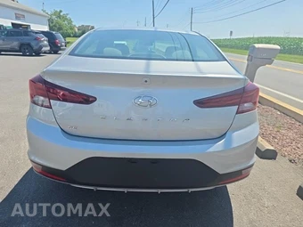 2020 Hyundai Elantra SE Sedan – miniatura 5