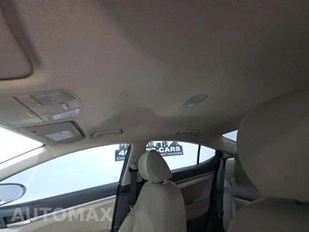 2020 Hyundai Elantra SE Sedan - miniatura 11